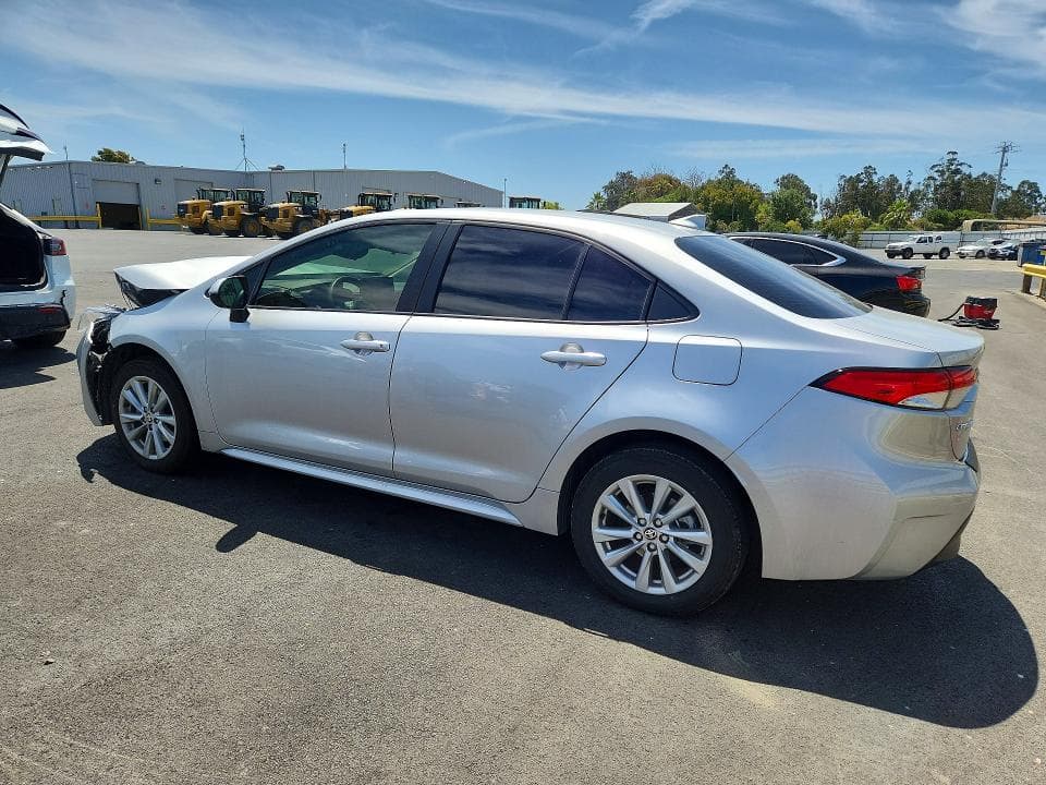 2026 TOYOTA COROLLA HYBRID LE 2