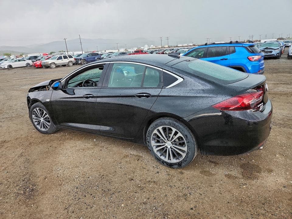 2018 BUICK REGAL ESSENCE 2