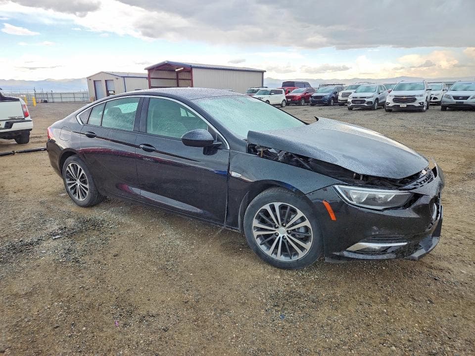 2018 BUICK REGAL ESSENCE 4
