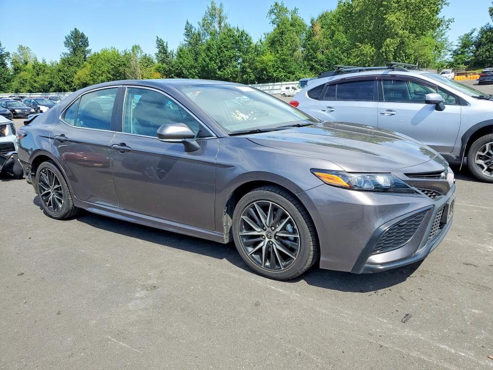 2022 TOYOTA CAMRY SE SE 4
