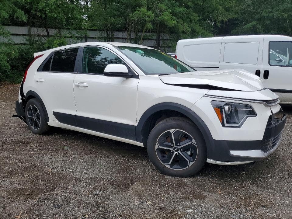 2026 KIA NIRO LX 4
