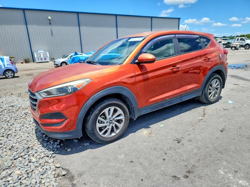 2017 HYUNDAI TUCSON SE 1