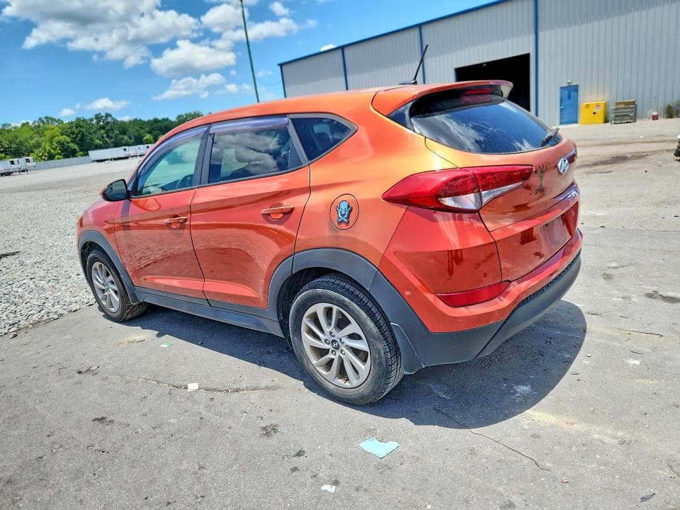 2017 HYUNDAI TUCSON SE 2