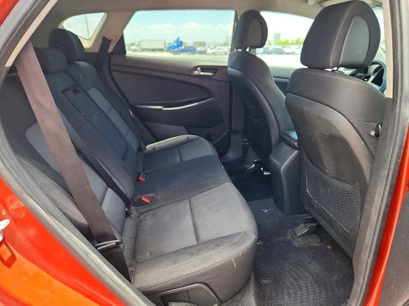 2017 HYUNDAI TUCSON SE 11