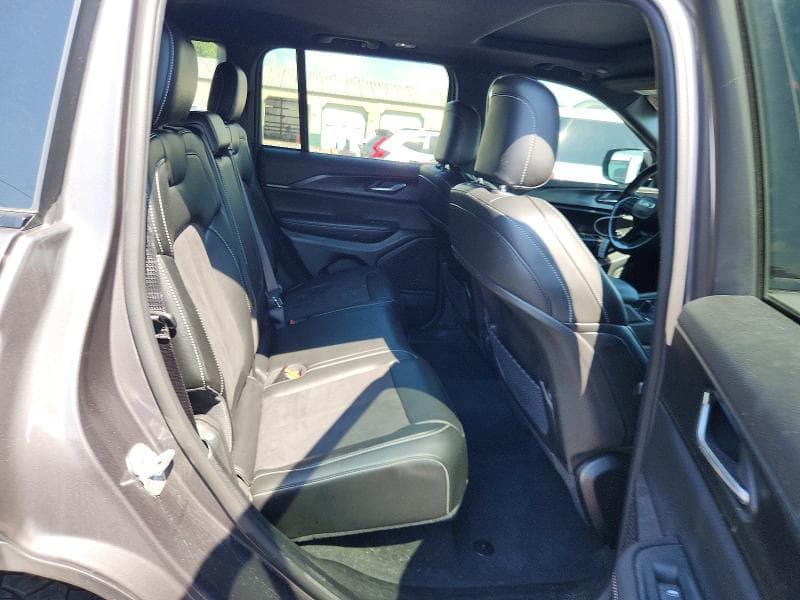 2024 JEEP GRAND CHEROKEE LAREDO LAREDO 10