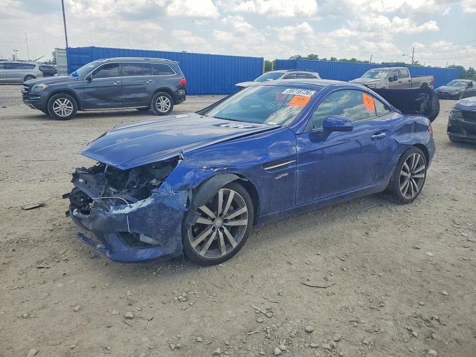 2017 MERCEDES-BENZ SLC 300
