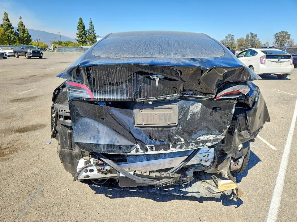 2021 TESLA MODEL Y 6