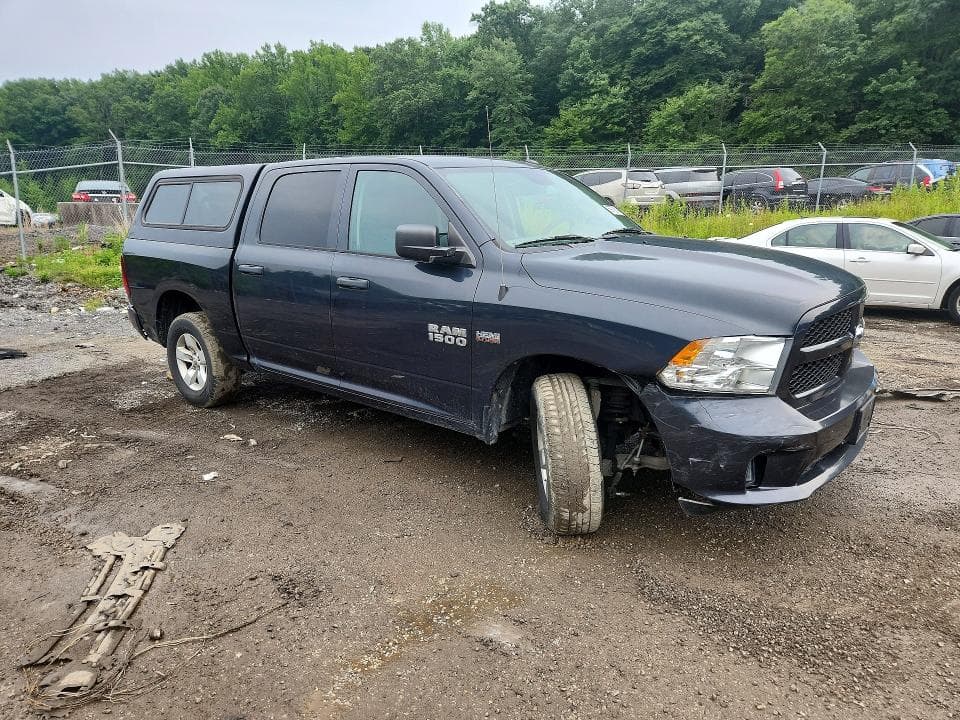 2019 RAM 1500 ST 4