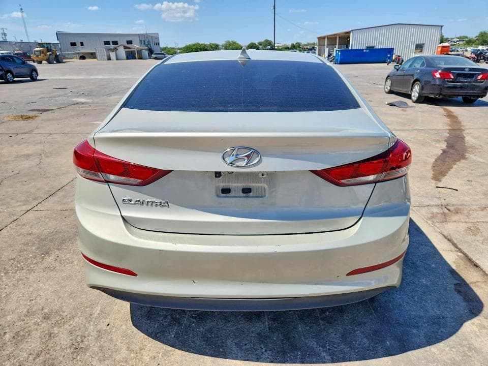 2017 HYUNDAI ELANTRA SE 6