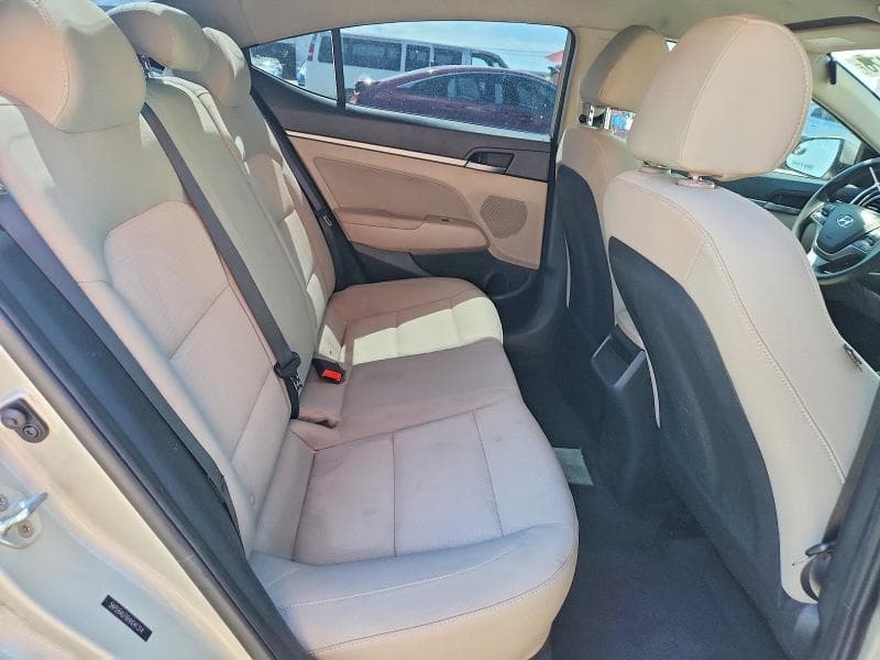 2017 HYUNDAI ELANTRA SE 10