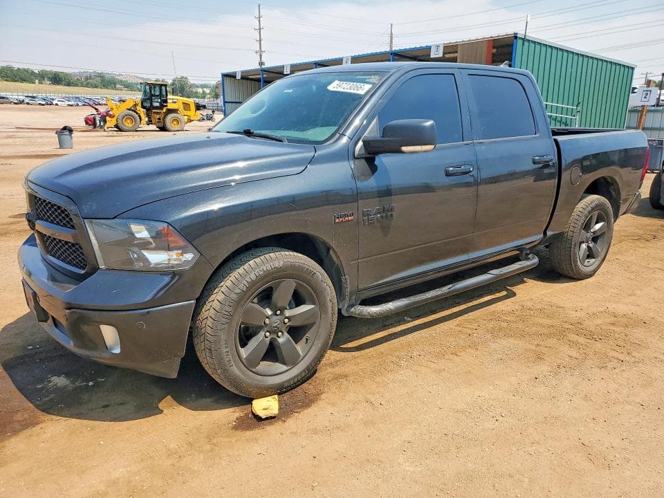 2018 RAM 1500 SLT - 1
