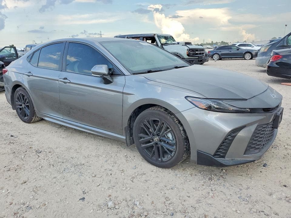 2026 TOYOTA CAMRY SE SE 4