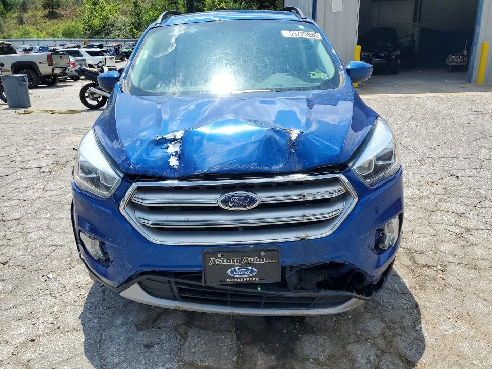 2017 FORD ESCAPE SE 5