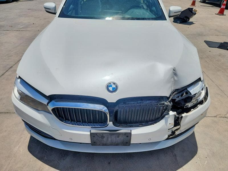 2019 BMW 530 I I 11