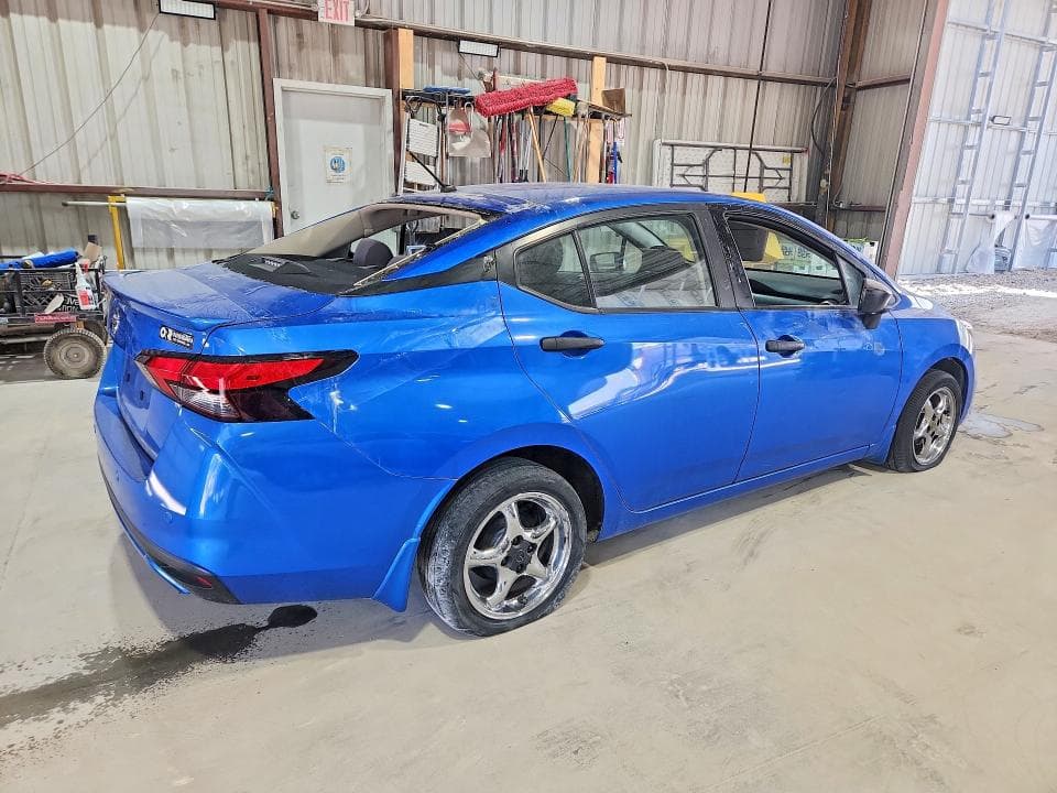 2022 NISSAN VERSA S S 3