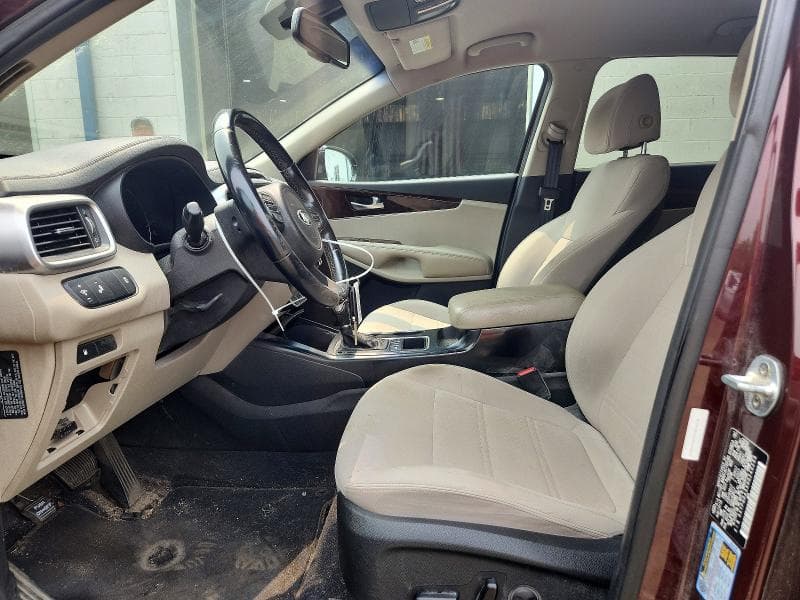 2017 KIA SORENTO LX V6 7