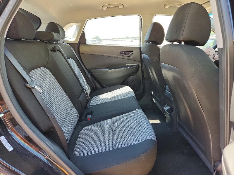 2023 HYUNDAI KONA SE SE 11