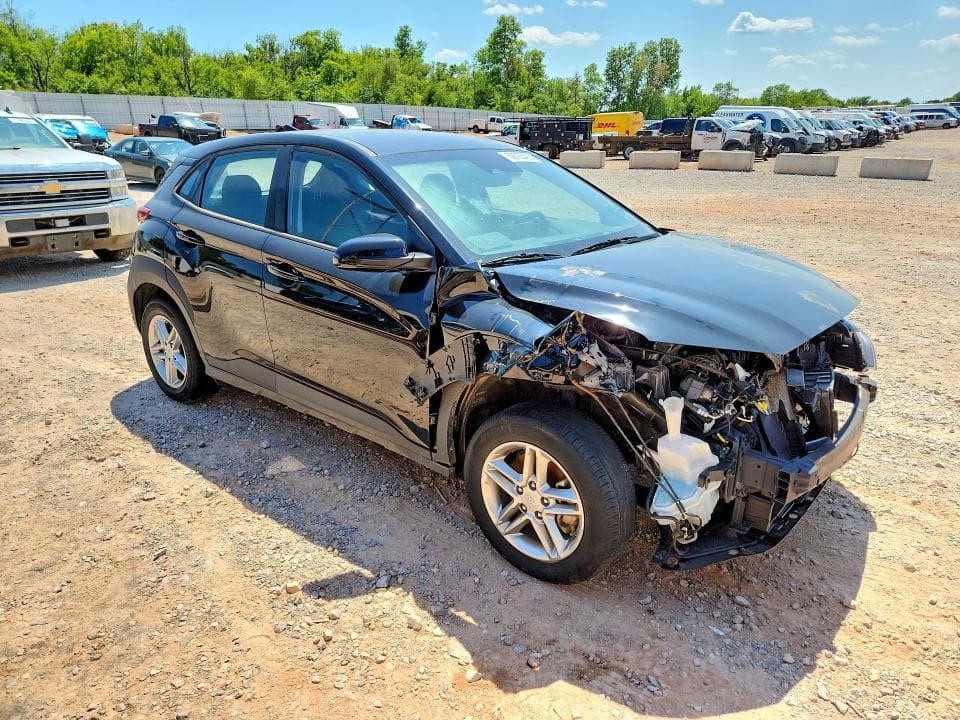 2023 HYUNDAI KONA SE SE 4