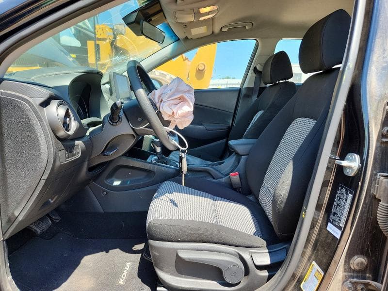 2023 HYUNDAI KONA SE SE 7
