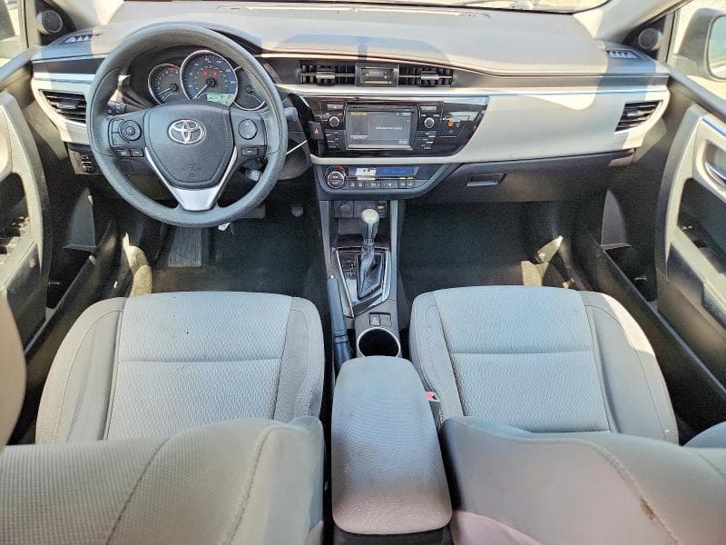2016 TOYOTA COROLLA LE LE 8