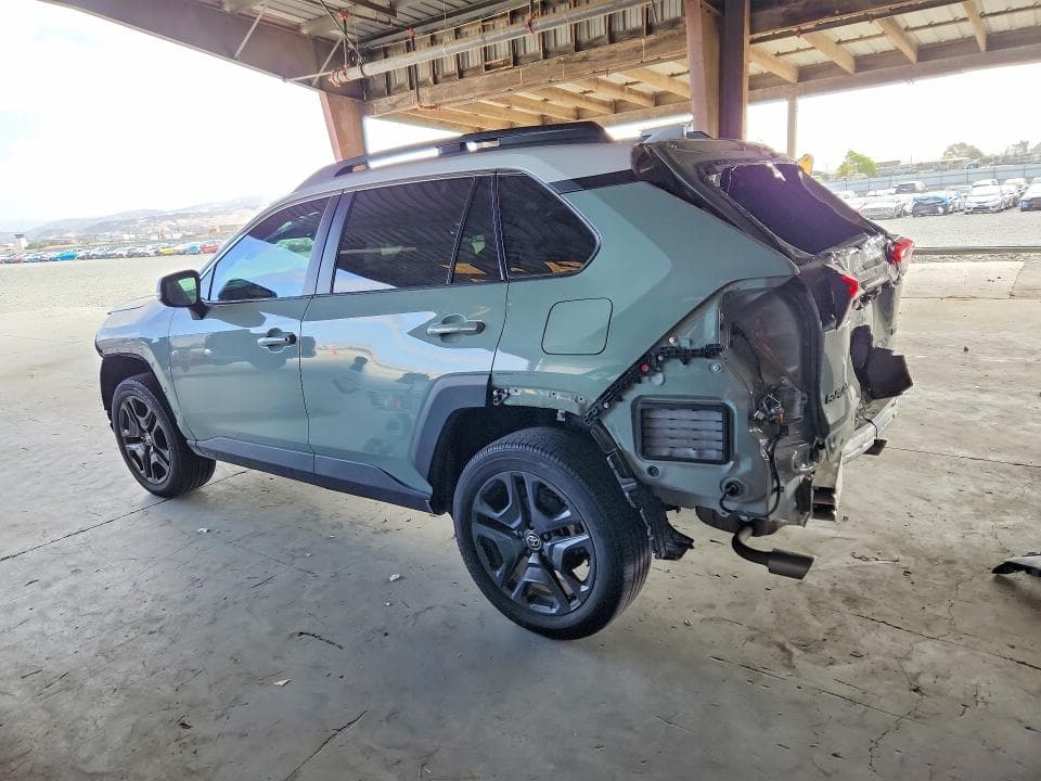 2023 TOYOTA RAV4 ADVENTURE 2