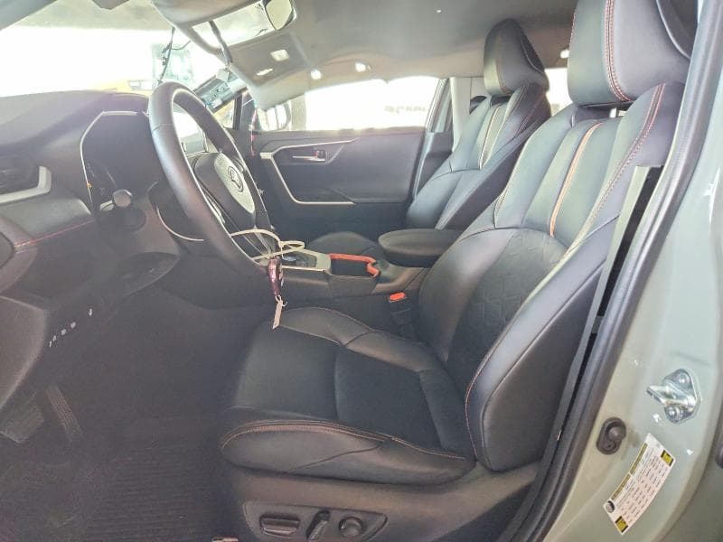 2023 TOYOTA RAV4 ADVENTURE 7