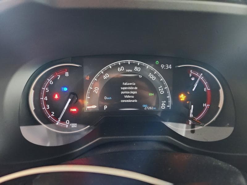2023 TOYOTA RAV4 ADVENTURE 9