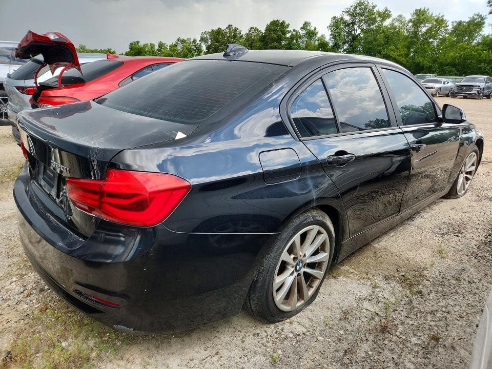 2017 BMW 320 I I 3
