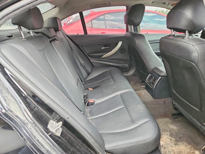 2017 BMW 320 I I 10