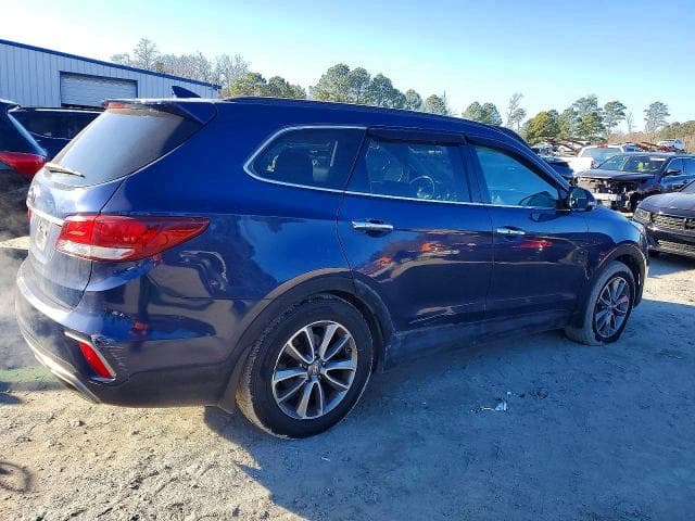 2017 HYUNDAI SANTA FE SE 3