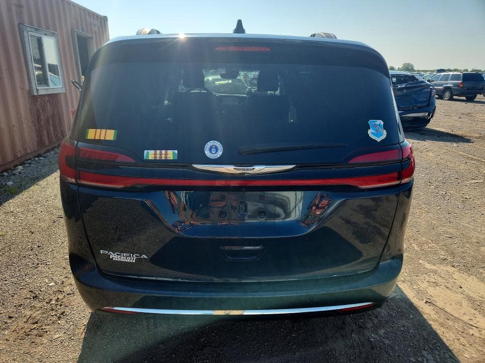 2022 CHRYSLER PACIFICA TOURING L 6