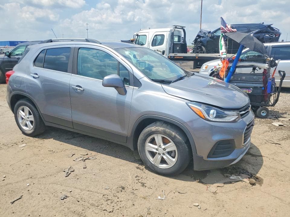2020 CHEVROLET TRAX 1LT 4