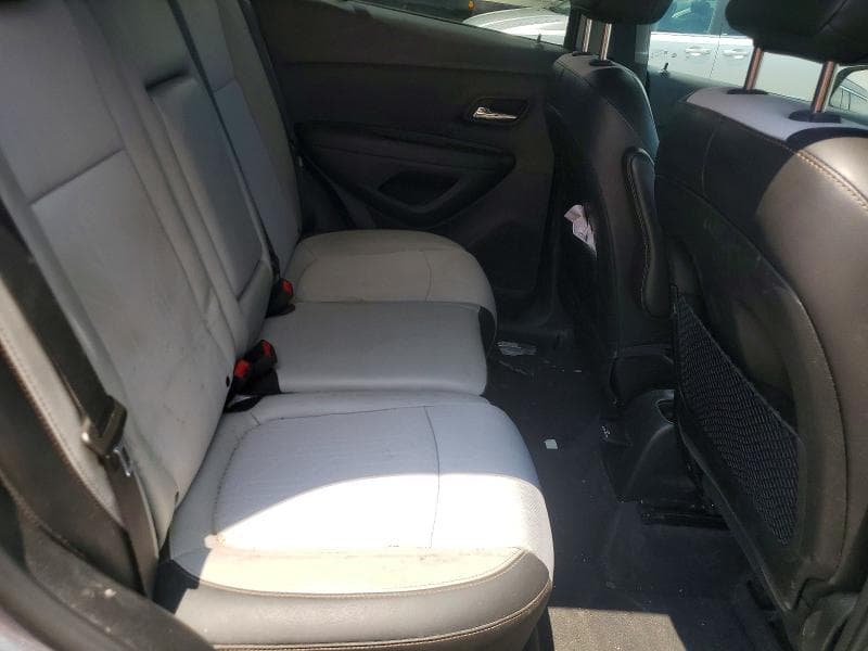 2020 CHEVROLET TRAX 1LT 10