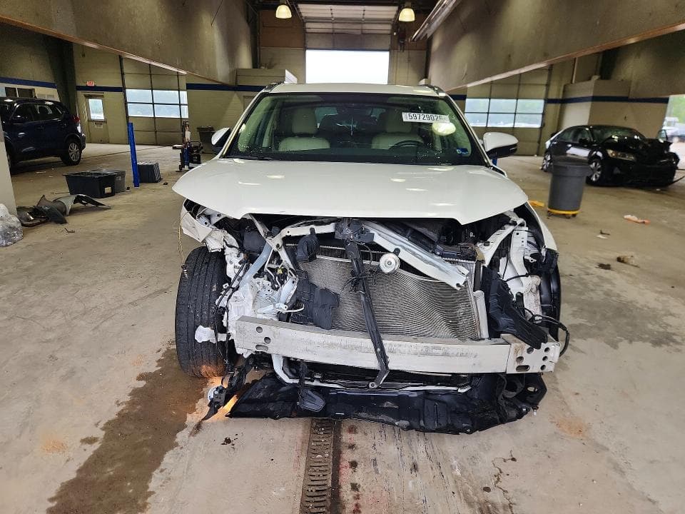 2019 TOYOTA HIGHLANDER XLE 5