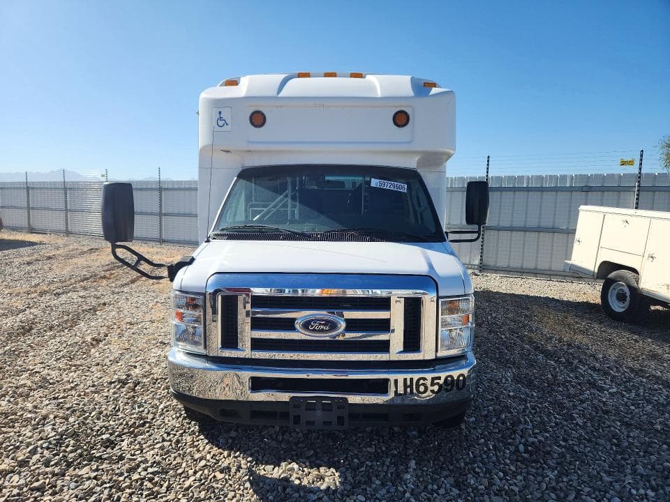 2017 FORD ECONOLINE E450 SUPER DUTY CUTAWAY VAN E450 SUPER DUTY CUTAWAY VAN 5