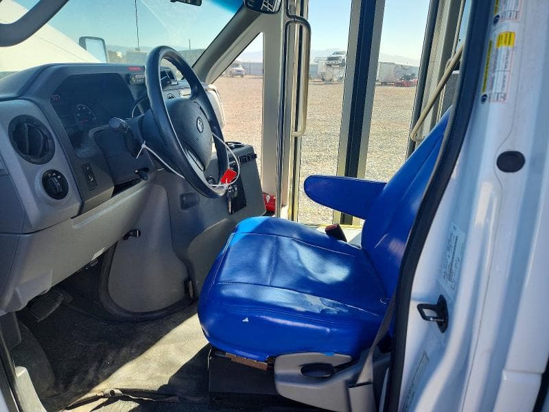 2017 FORD ECONOLINE E450 SUPER DUTY CUTAWAY VAN E450 SUPER DUTY CUTAWAY VAN 7