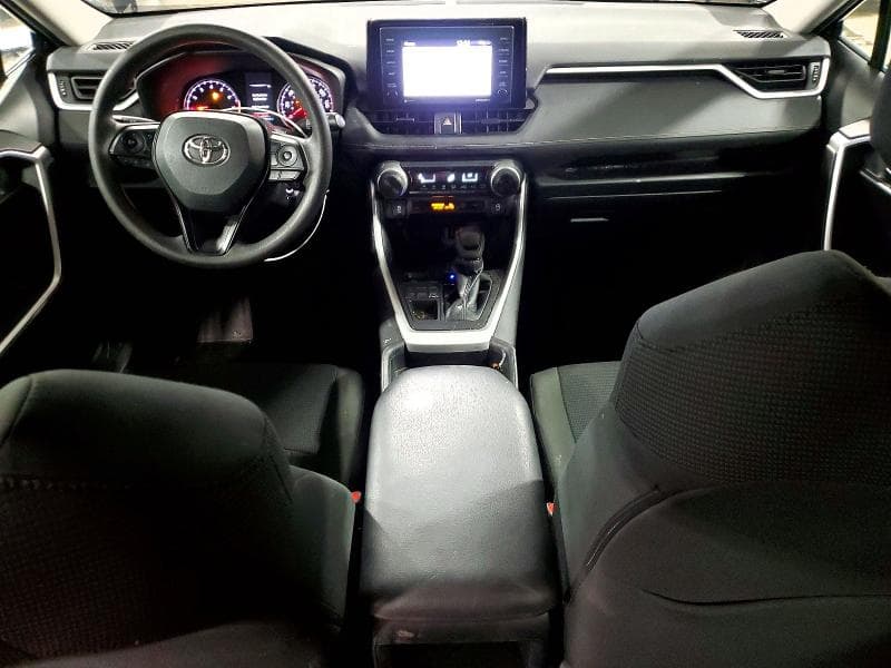 2021 TOYOTA RAV4 LE 8