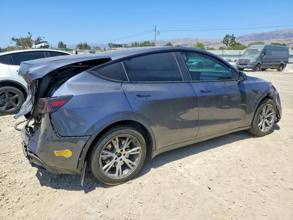 2022 TESLA MODEL Y 3