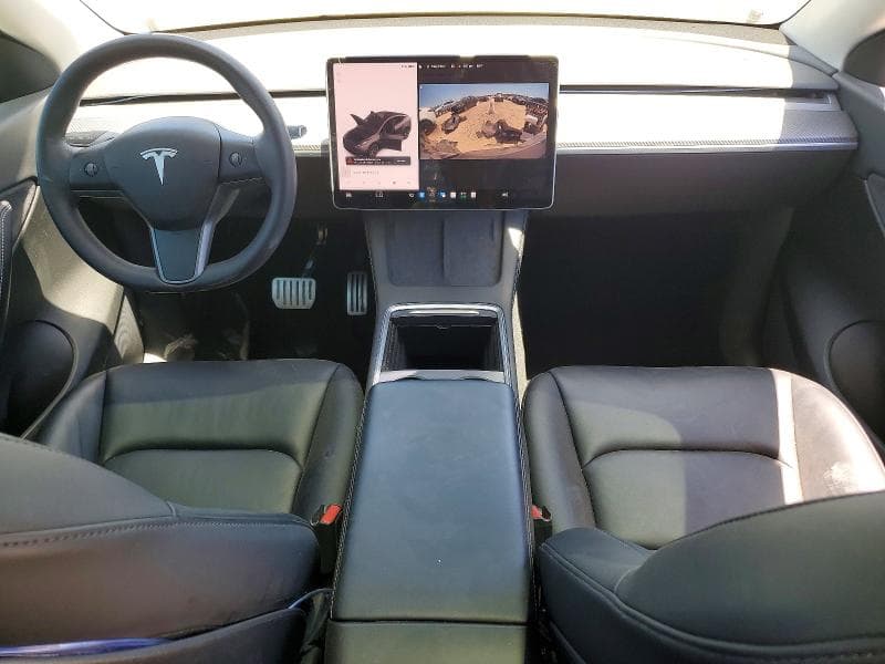 2022 TESLA MODEL Y 8