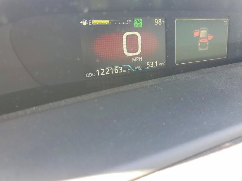 2022 TOYOTA PRIUS XLE 9
