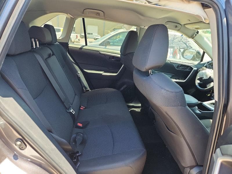 2024 TOYOTA RAV4 LE LE 11