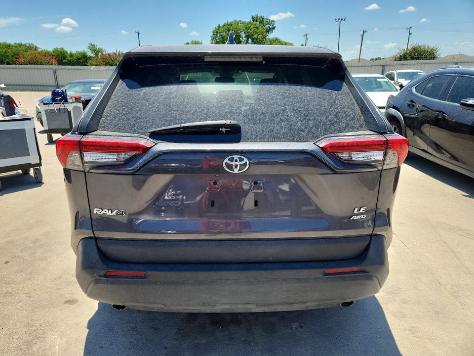 2024 TOYOTA RAV4 LE LE 6