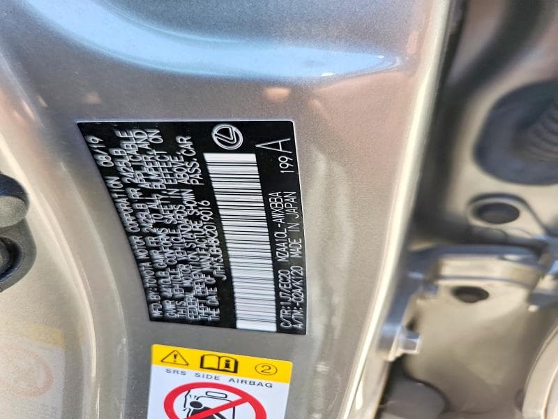 2019 LEXUS UX 200 13
