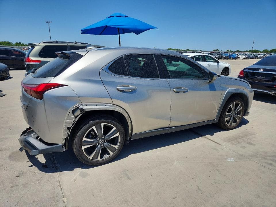 2019 LEXUS UX 200 3