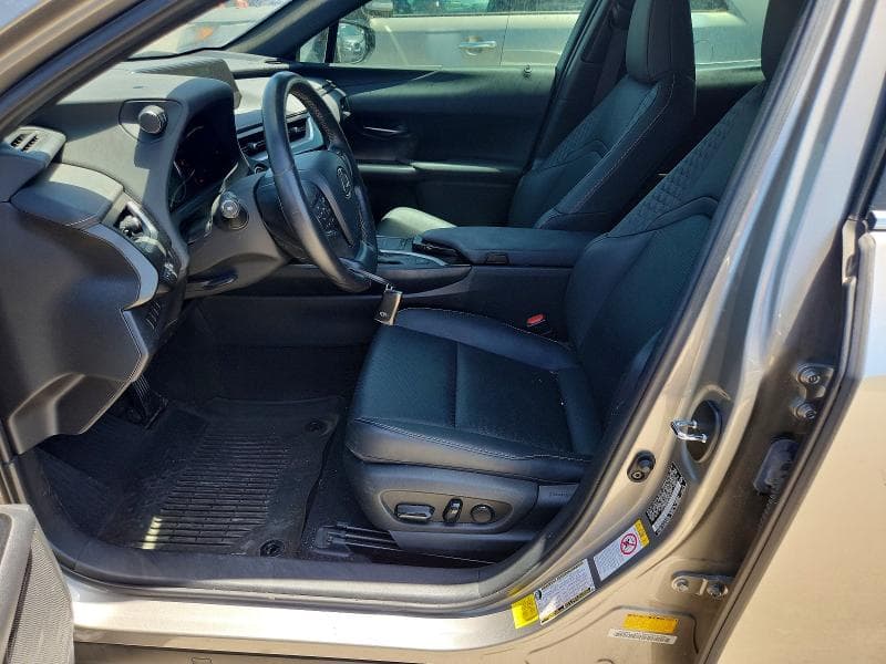 2019 LEXUS UX 200 7