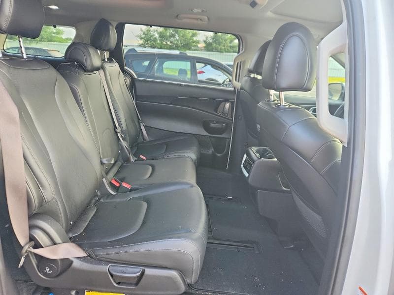 2025 KIA CARNIVAL HYBRID SX 11