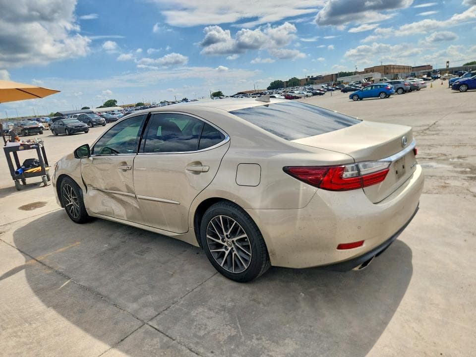 2016 LEXUS ES 350 2