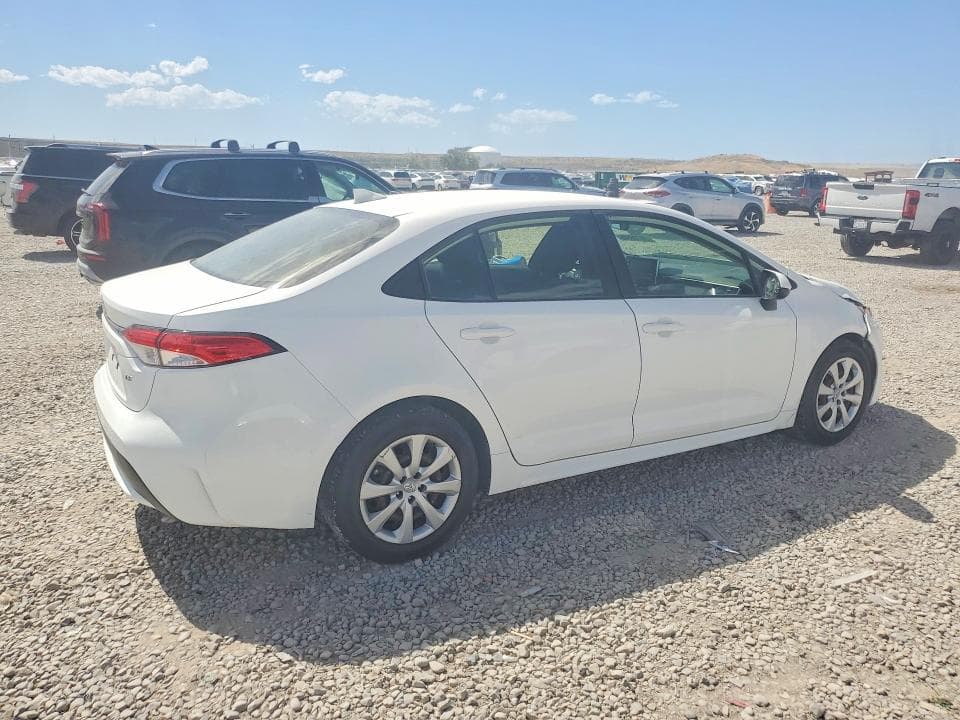 2020 TOYOTA COROLLA LE 3