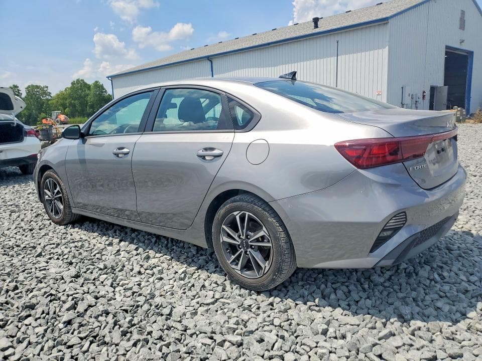 2024 KIA FORTE LXS 2