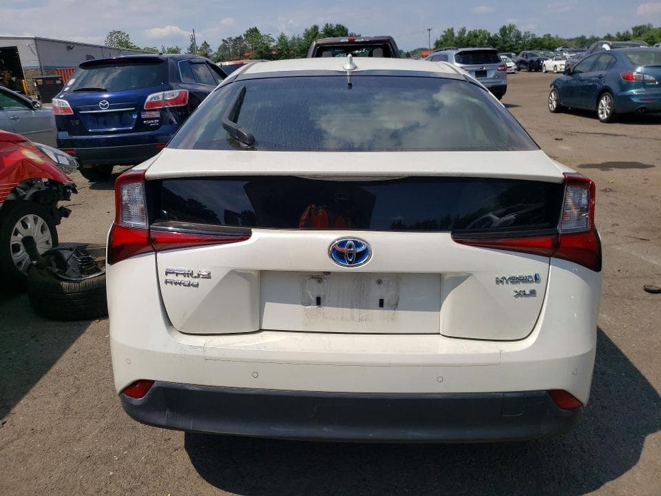 2019 TOYOTA PRIUS XLE AWD-E 6